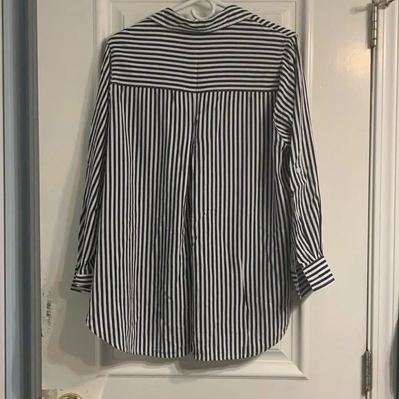 Velvet Heart Rayon Blouse - Picture 2 of 8